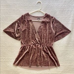 CHELSEA28 VELVET WRAP TOP